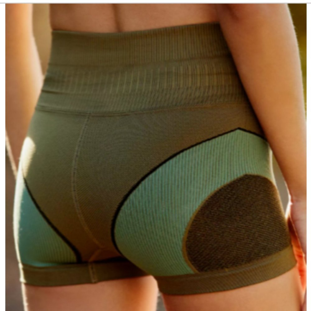 NEW FP Movement Point Break Color-block M/L